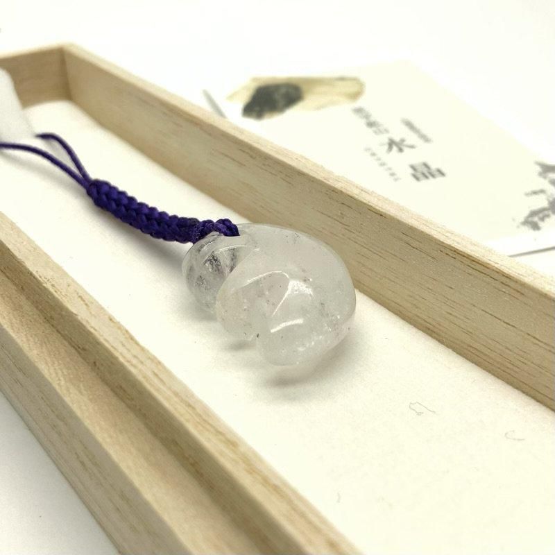 黒平産水晶 勾玉(中) AA 獣型 】 水晶 国産水晶 まがたま 天然石 黒平産水晶 勾玉(中) AA 獣型 】 水晶 国産水晶 まがたま 天然石