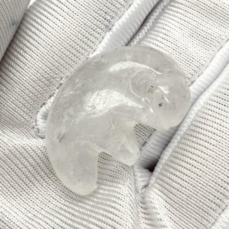 黒平産水晶 勾玉(中) AA 獣型 】 水晶 国産水晶 まがたま 天然石 黒平産水晶 勾玉(中) AA 獣型 】 水晶 国産水晶 まがたま 天然石