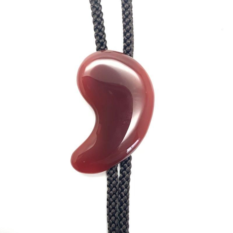 めのう赤 勾玉ループタイ】 アンティーク 蔵出し 出雲 めのう 限定