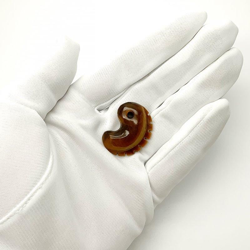 硬玉動物型 タイガーアイ 勾玉 獣型 】 虎目石 tigereye 魔除け 厄除け 開運