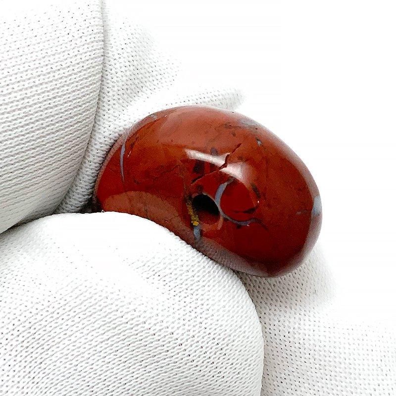 【超希少銘石/最強品質】採掘禁止☆佐渡赤玉石＊佐渡島産＊　天然石勾玉 証明書付属 佐渡赤玉石 勾玉AA中 】佐渡の赤玉 国産 新潟 佐渡島 まがたま