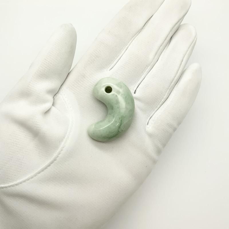 8/28初出し】糸魚川翡翠 勾玉 40g超 7/12初出し】糸魚川翡翠