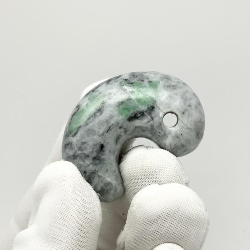 糸魚川翡翠 勾玉 巴型 】 | めのうの店川島【公式通販】創業明治10年