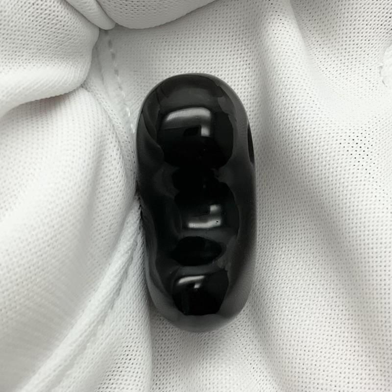 はじまりの勾玉 隠岐の島産黒曜石 勾玉(小) 巴型 】 | めのうの店川島【公式通販