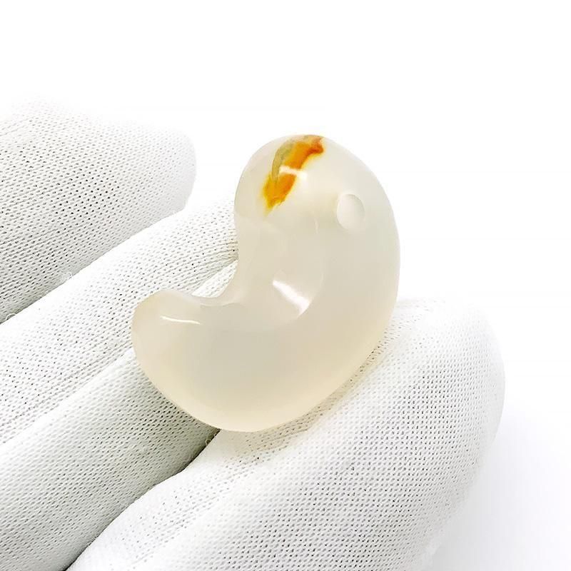 ✳出雲勾玉　1万個に1個しか無いレア勾玉‼️花仙山瑪瑙*芯部位の超極上色彩　鑑別書 ✳二度と無い花仙山出雲型瑪瑙勾玉*極上の芯目部位‼️