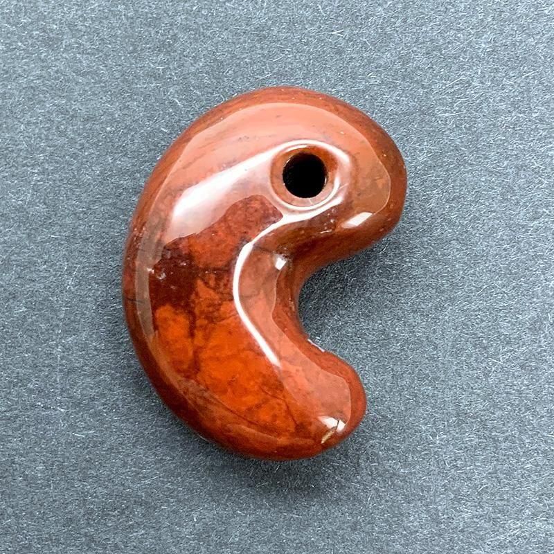 佐渡赤玉石 勾玉 中】 | めのうの店川島【公式通販】創業明治10年