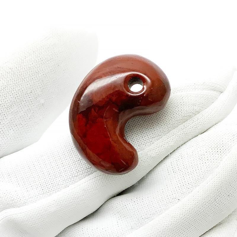 佐渡赤玉石 勾玉 中】 | めのうの店川島【公式通販】創業明治10年