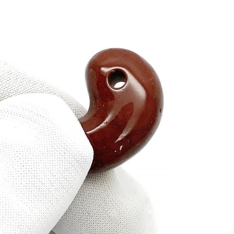 佐渡赤玉石 勾玉 中】 | めのうの店川島【公式通販】創業明治10年