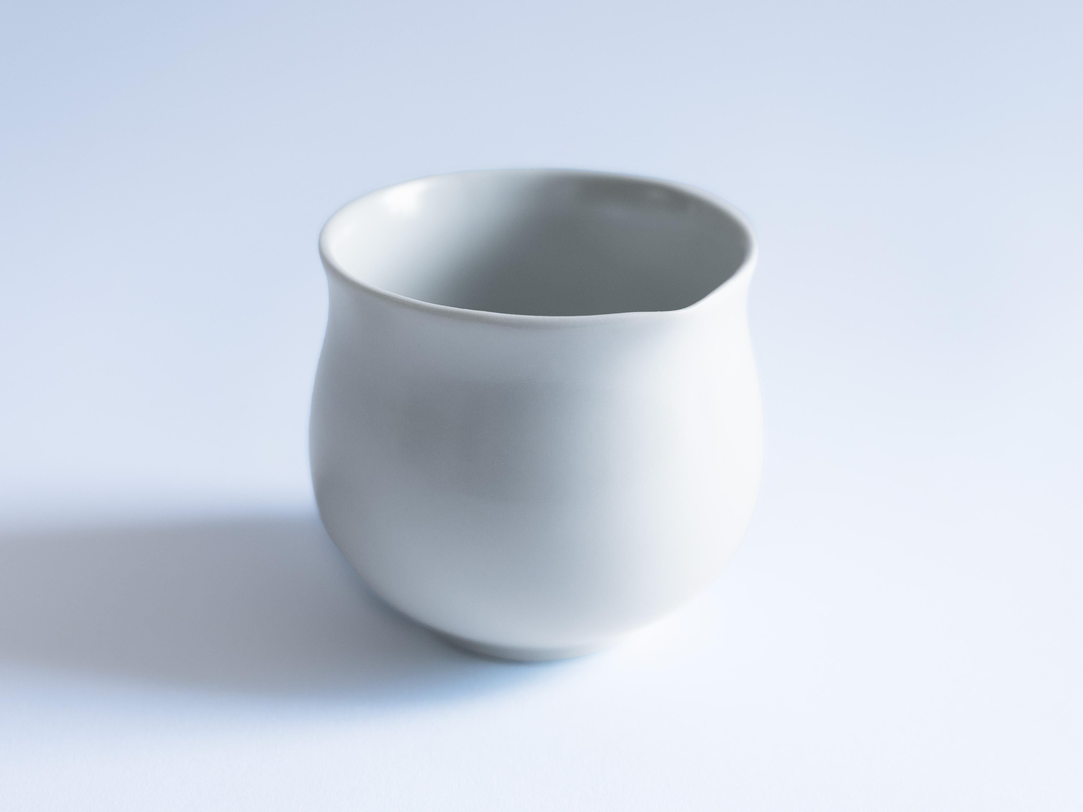 月白（げっぱく）/MOON RIVER