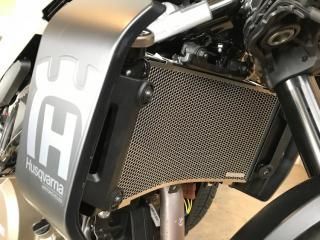 HUSQVARNA2024ǯ VITPILEN/SVARTPILEN 250_401 ѥ饸ץƥ ʥϥСʡ