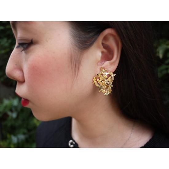 蛾のピアス　TORQUATA トルクアータ レザー オオミズアオ蛾ピアス（片耳） – GALLERY M