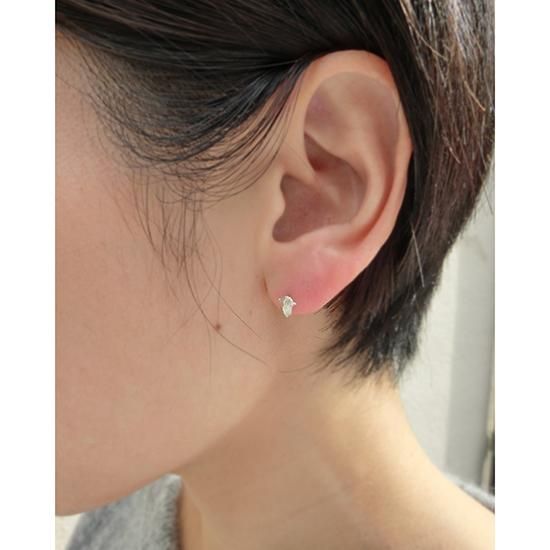 torikoro ピアス BOW ダイヤモンド ピアス