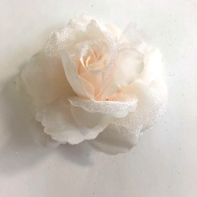 オフホワイトroseヘアゴム ヘアアクセサリー演奏会 ラミューズドレス通販