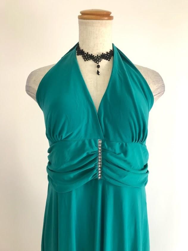 BCBG MAXAZRIA ホルターネック　ロングドレス　グリーン　シルク BCBG MAXAZRIA ホルターネック ロングドレス グリーン シルク
