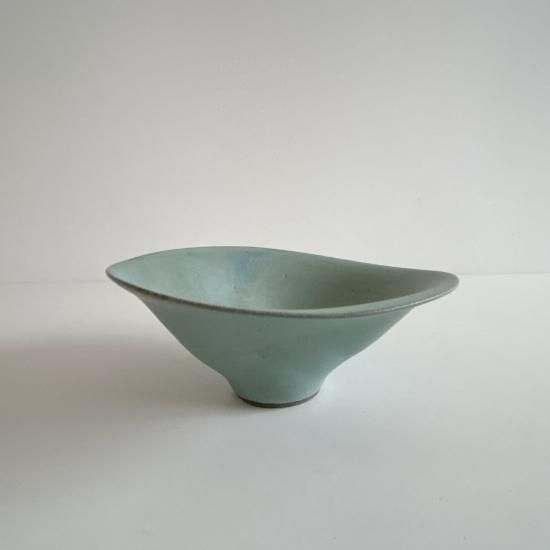 池田優子さん　エメラルドグリーンのゆらゆら皿　20センチプレート　新品 池田優子さん エメラルドグリーンのゆらゆら皿 20センチプレート