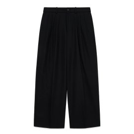 <img class='new_mark_img1' src='https://img.shop-pro.jp/img/new/icons7.gif' style='border:none;display:inline;margin:0px;padding:0px;width:auto;' />【24SS】TRIPLE PLEATED WIDE TROUSERS ORGANIC COTTON SURVIVAL CLOTH / MARKAWARE(マーカウェア)