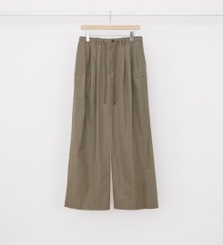 <img class='new_mark_img1' src='https://img.shop-pro.jp/img/new/icons7.gif' style='border:none;display:inline;margin:0px;padding:0px;width:auto;' />24SUMMERTRIPLE PLEATED EASY TROUSERS ULTRALIGHT ALL WEATHER CLOTH / MARKAWARE(ޡ)