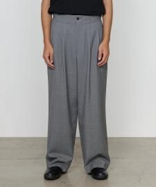 <img class='new_mark_img1' src='https://img.shop-pro.jp/img/new/icons7.gif' style='border:none;display:inline;margin:0px;padding:0px;width:auto;' />��26SS��TWO TUCK MILITARY TROUSERS RECYCLED POLYESTER NON-MULESED WOOL GABARDINE/marka�ʥޡ�����