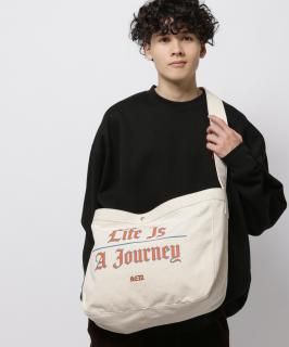 ˥塼ڡѡХåOFF WHITE