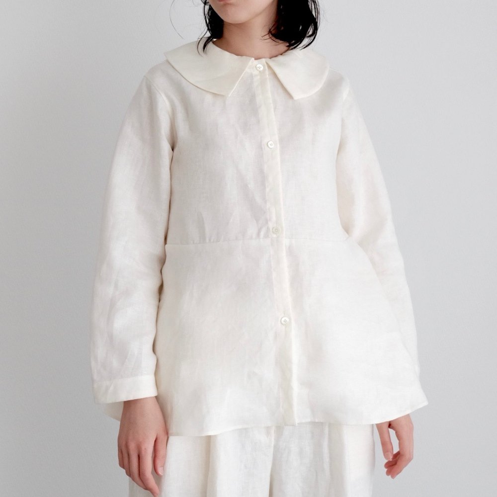 Puritan's Collar Blouse (White) by suie