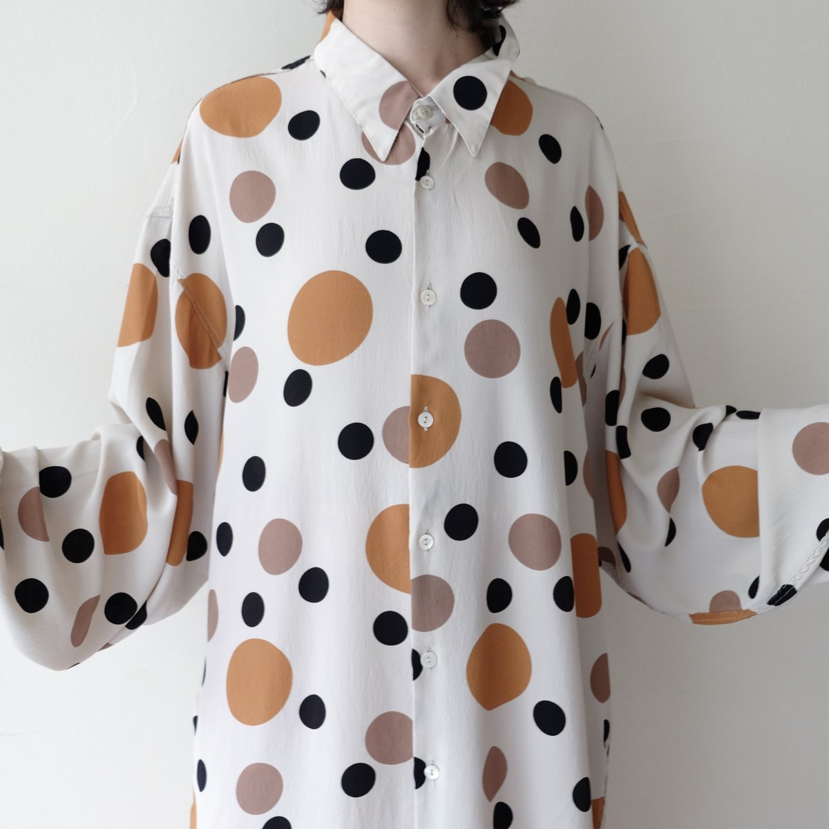[VINTAGE] Polka Dots Silky Shirts