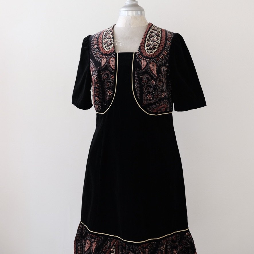 [VINTAGE] Paisley Velvet Dress