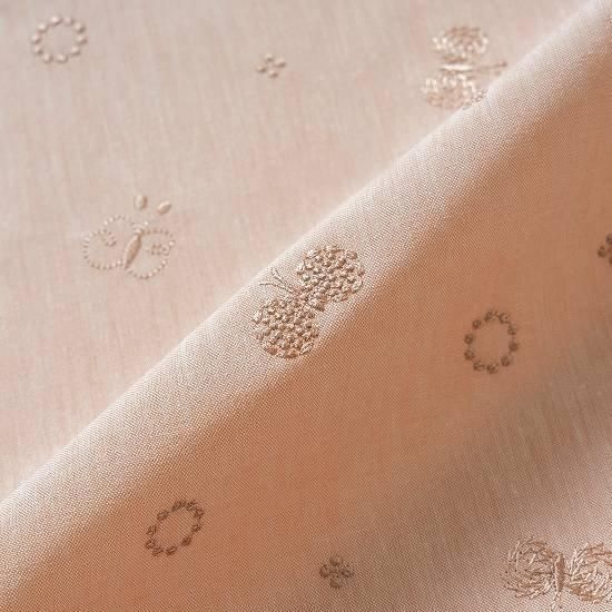 刺繍生地 【ランダム/ちょうちょ/ピンクベージュ/ピンクベージュ 刺繍生地 【ランダム/ちょうちょ/ピンクベージュ/ピンクベージュ