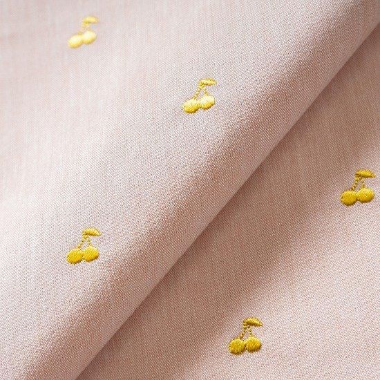 メルリンさま専用リバティがま口 さくらんぼ刺繍2点 インスタ刺繍レッスン で無料公開中の さくらんぼ刺繍図案
