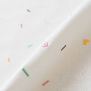 刺繍生地 【チョコスプレー/オフホワイト】 カットクロス 綿ポリ