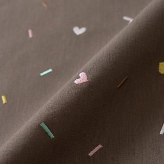刺繍生地 【チョコスプレー/ブラウンオリーブ】 カットクロス 綿ポリ