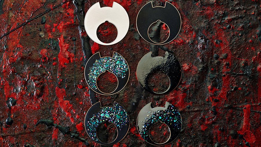 カンパノラ漆文字板の螺鈿装飾技法の画像