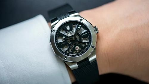モダンな魅力あふれるスケルトンデザイン｜ボーム＆メルシエ『Riviera 10721』を徹底解説！