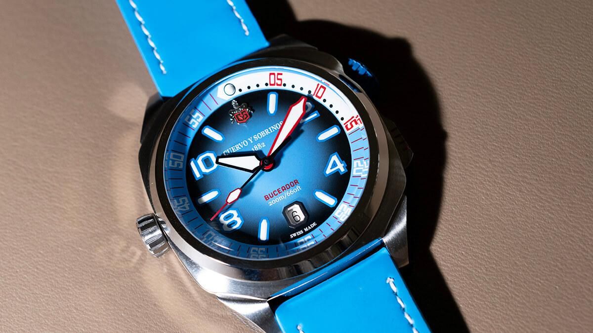 2860.1LBの文字盤を俯瞰した画像