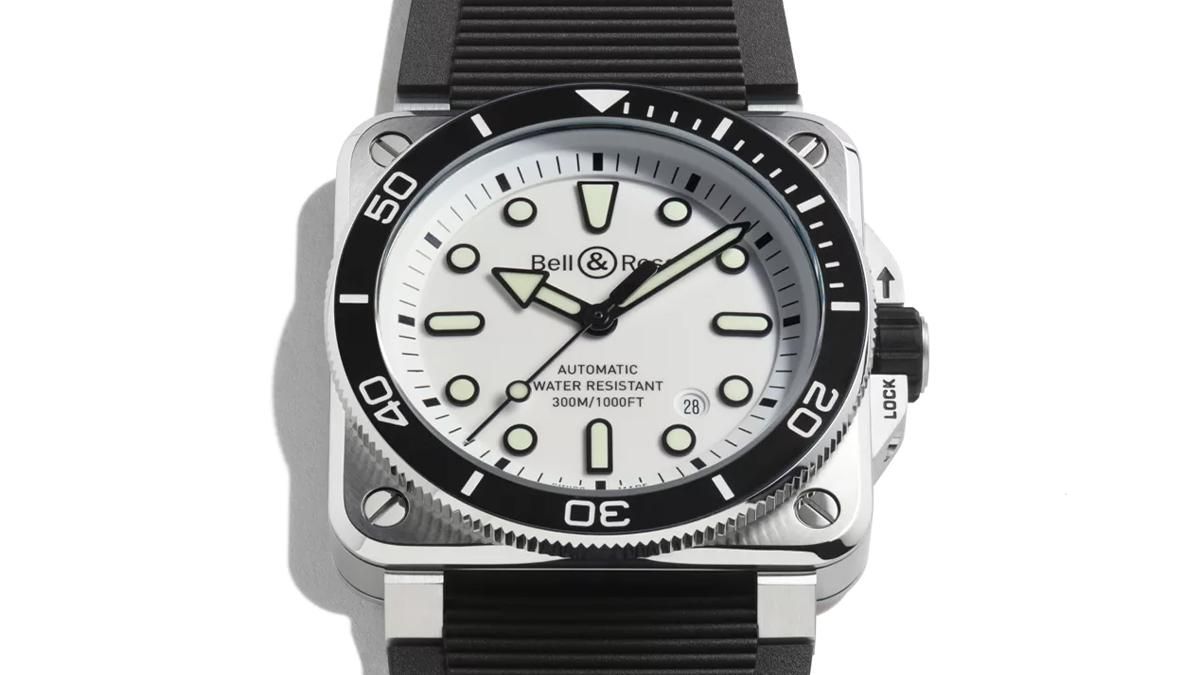 BR03A-D-WH-ST/SRBの文字盤を俯瞰した画像