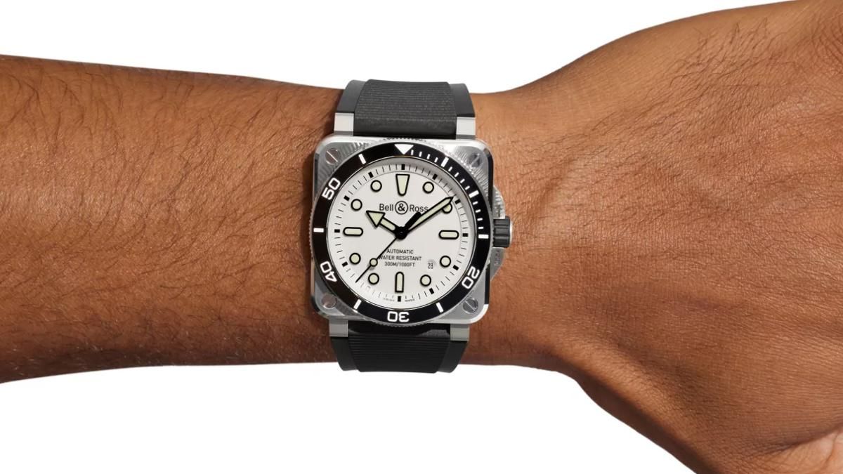 BR03A-D-WH-ST/SRBのリストショット