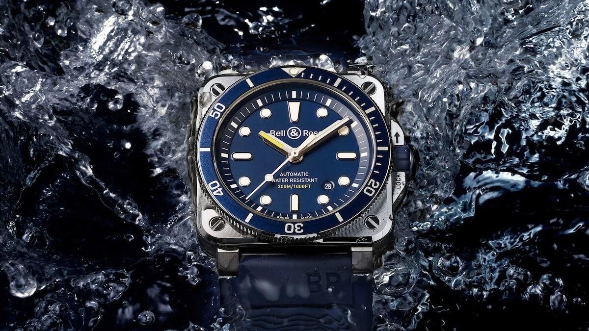 BR0392-D-BU-ST/SRBを文字盤を上から見た様子