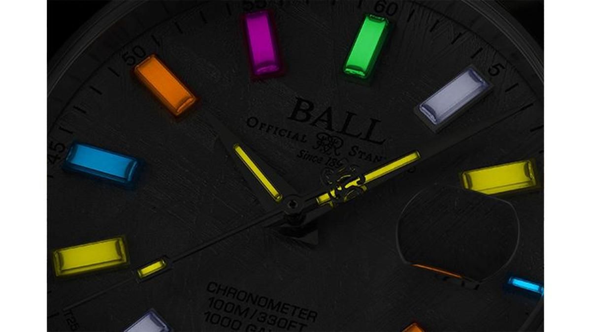 暗所で写した様子