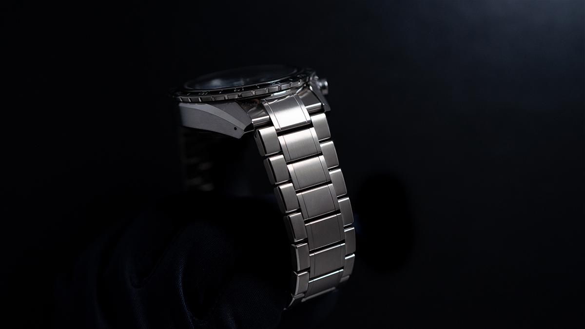 SBGC251のバンドを側面から写した様子