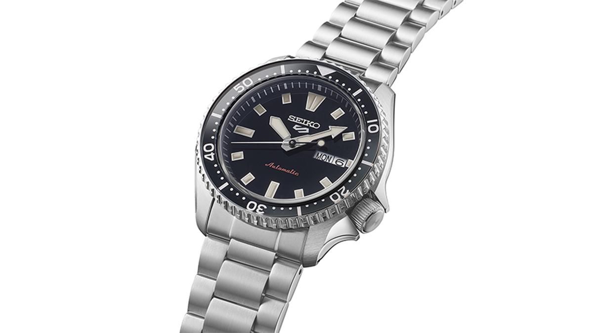 超人気モデル　セイコー5スポーツ　SBSA305 Seiko 5 Sports セイコー5 スポーツ 日本製 自動巻 SEIKO SPORTS