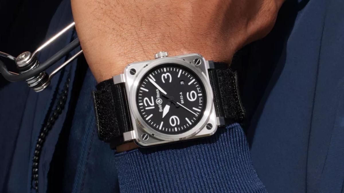 Bell & ross br s steel sale