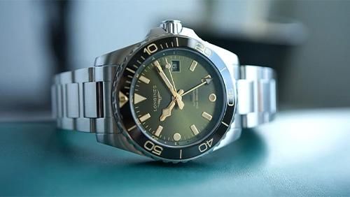 ロンジン・ハイドロコンクエストGMT｜防水と多時帯、二つの世界を一つに