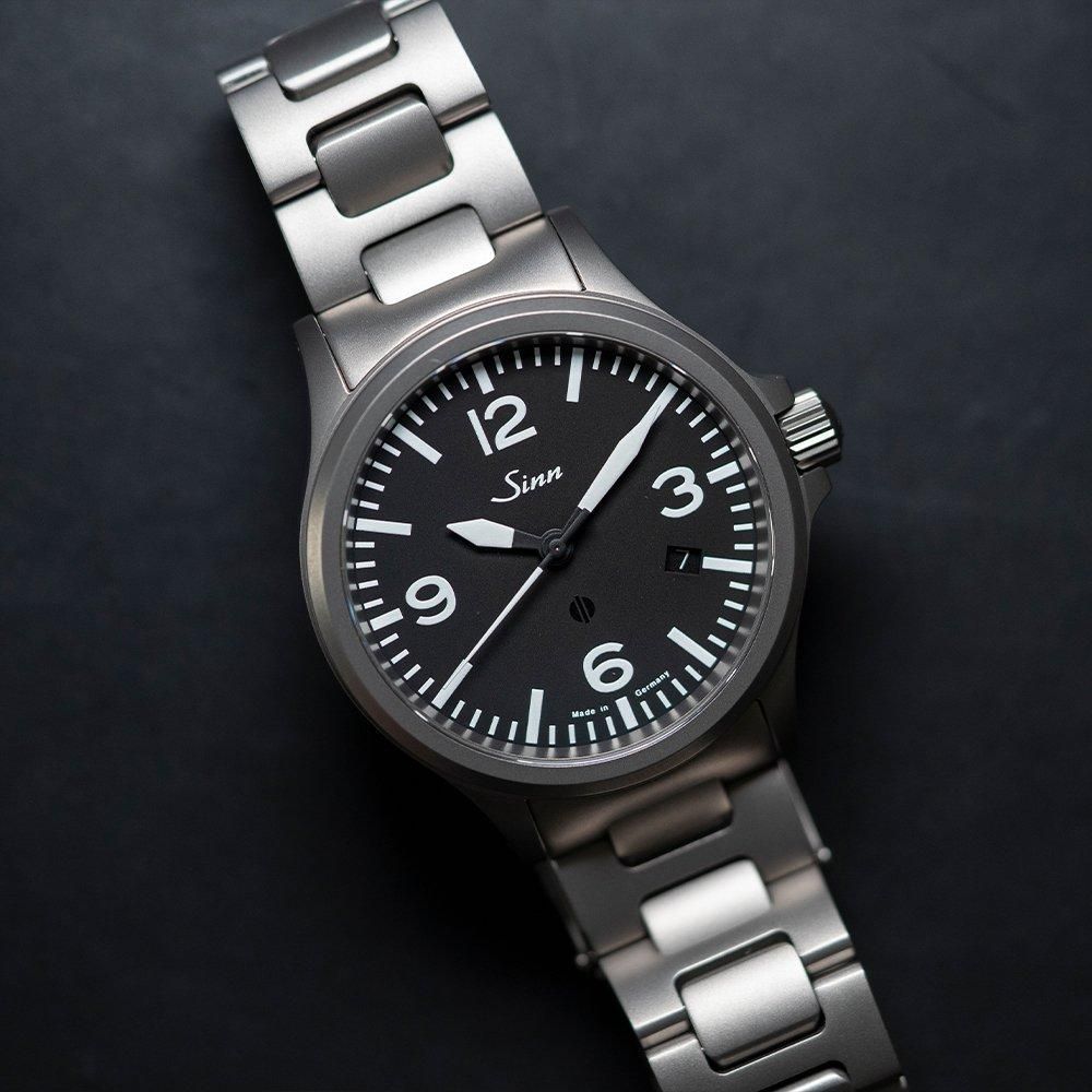 856.B Sinn ジン インストゥルメントウォッチ ブレスレット仕様