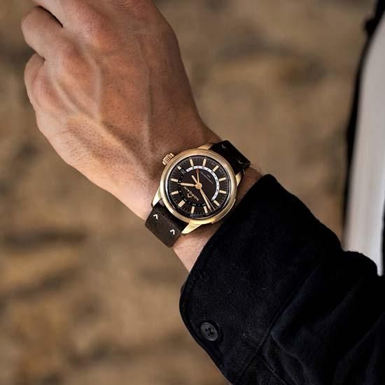  【世界限定300本】NNZ2100ZG/N215/20EO.18Z NORQAIN ノルケイン フリーダム60 GMT リミテッドエディション