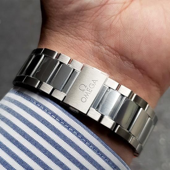 Aqua Terra 150M Seamaster Steel Chronometer Watch 220.10