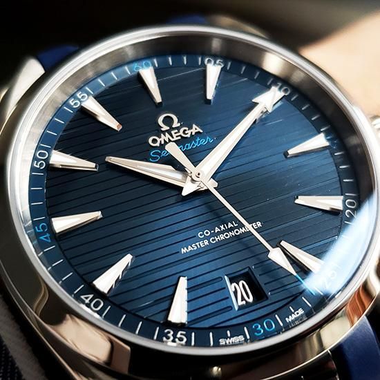 220.12.41.21.03.001 OMEGA オメガ シーマスター アクアテラ 150M 41MM