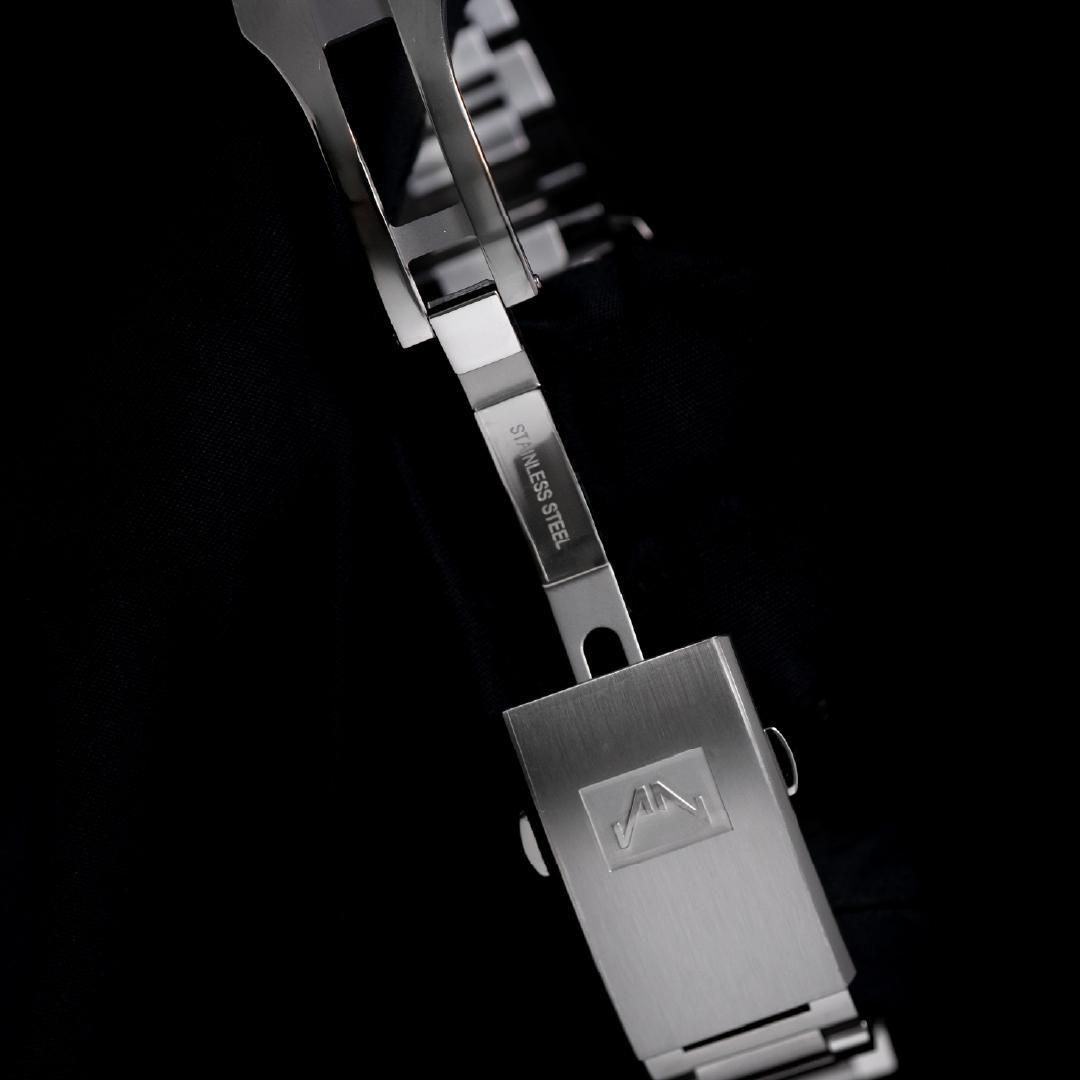  NN2100SG/O211/201SG NORQAIN ノルケイン フリーダム60 GMT