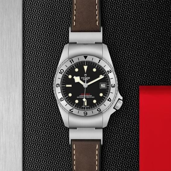  M70150-0001 TUDOR チューダー ブラックベイ P01