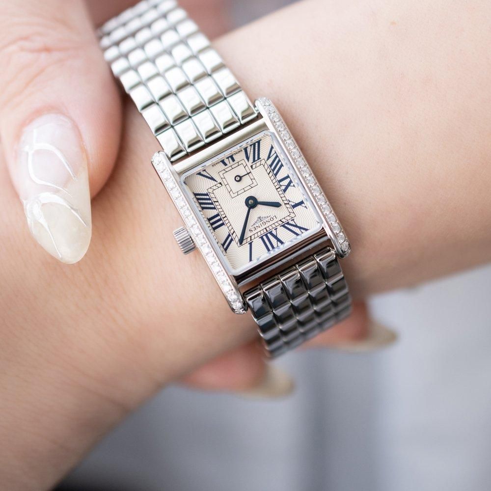 L5.200.0.71.6 LONGINES ロンジン ミニドルチェヴィータ 21.5×29mm