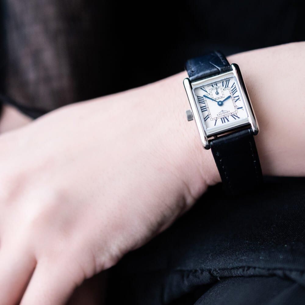 L5.200.4.71.2 LONGINES ロンジン ミニドルチェヴィータ 21.5×29mm