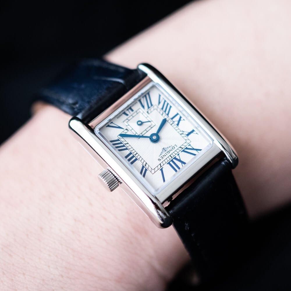 L5.200.4.71.2 LONGINES ロンジン ミニドルチェヴィータ 21.5×29mm